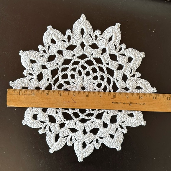 Hand Crafted Crocheted Doily / Trivet / Snowflake Christmas Decoration - Picture 2 of 8